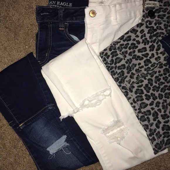 4 pairs of Jeans and 1 pair of tights - Picture 2 of 4